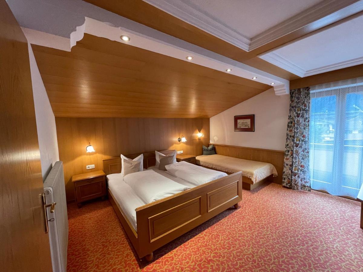 Gaestehaus Poell Mayrhofen Exteriör bild